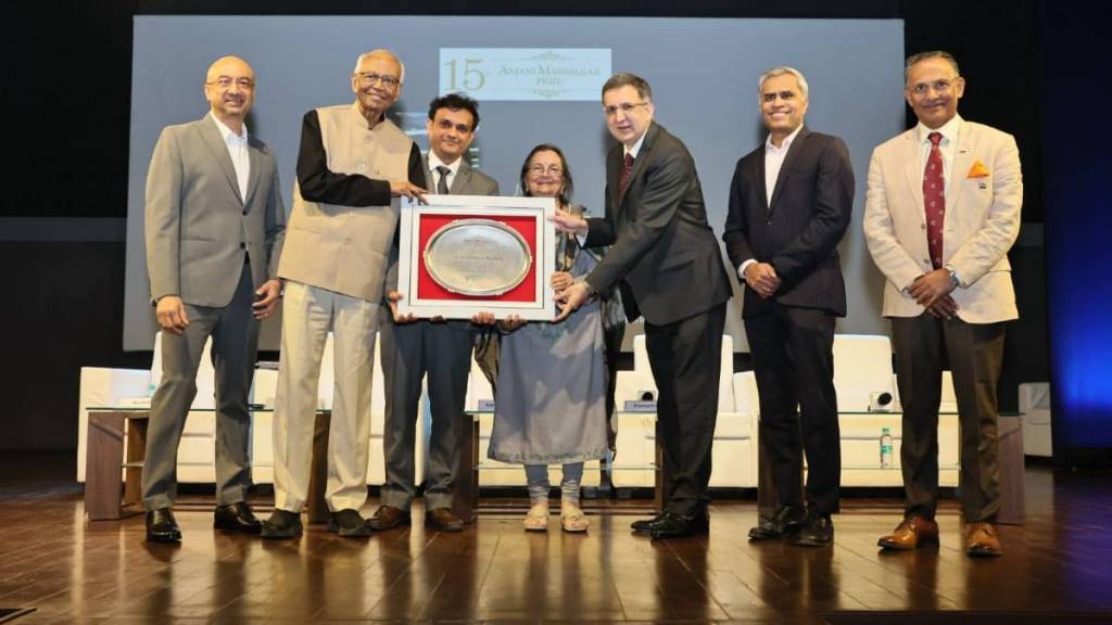 Anjani Mashelkar Award presented to Easy Touch Plus device pune print news