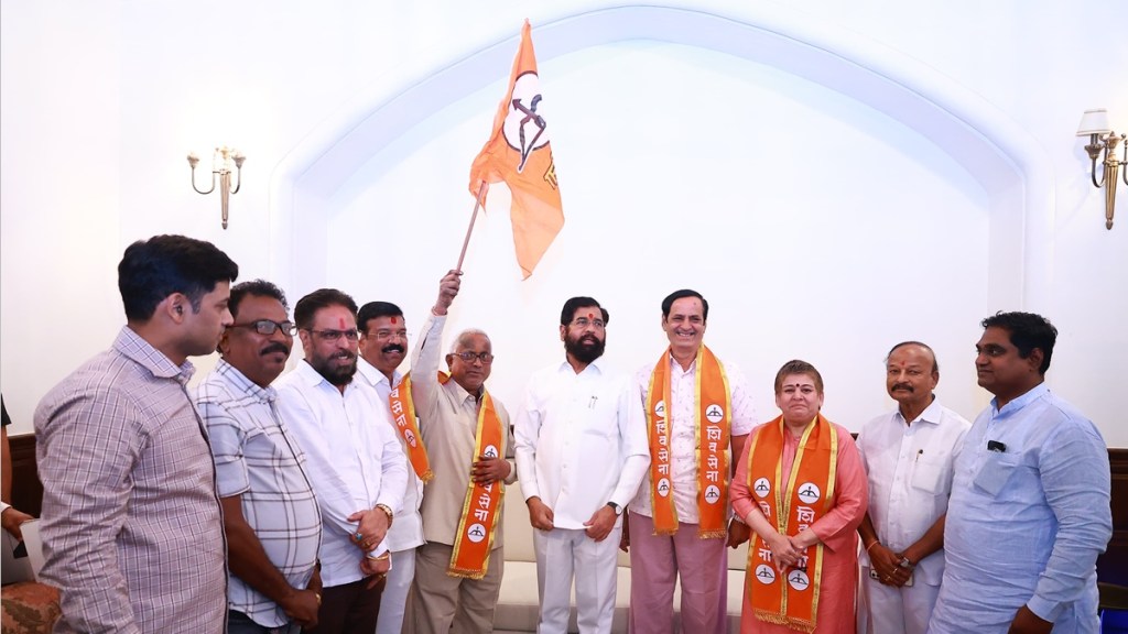 Ulhasnagar two ex corporators joined Eknath shinde