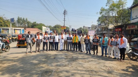 dhule road potholes dhule road potholes