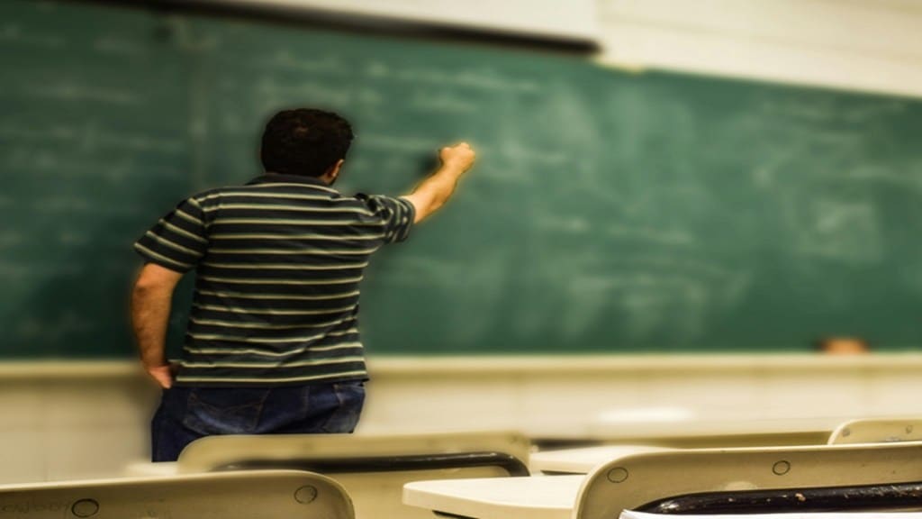 Maharashtra teacher recruitment, RTE Act teacher rules, High Court teacher decision, student-based teacher allocation, teacher adjustment policy Maharashtra,