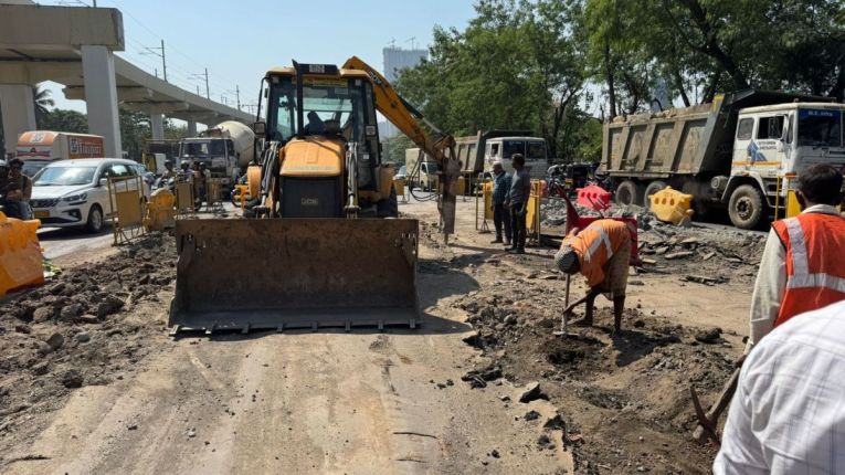 Mumbai Dahisar Toll Plaza : दहिसर टोल नाका स्थलांतरणास सुरुवात; जागा मात्र……
