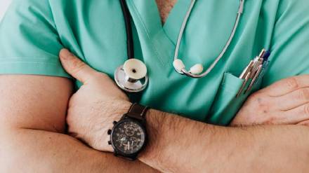 Dr. Sampada Munde suicide case doctors in state government hospitals boycott work Dr. Sampada Munde suicide case doctors in state government hospitals boycott work