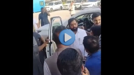 eknath shinde scolds mbmc commissioner mira bhayandar potholes road work controversy eknath shinde scolds mbmc commissioner mira bhayandar potholes road work controversy