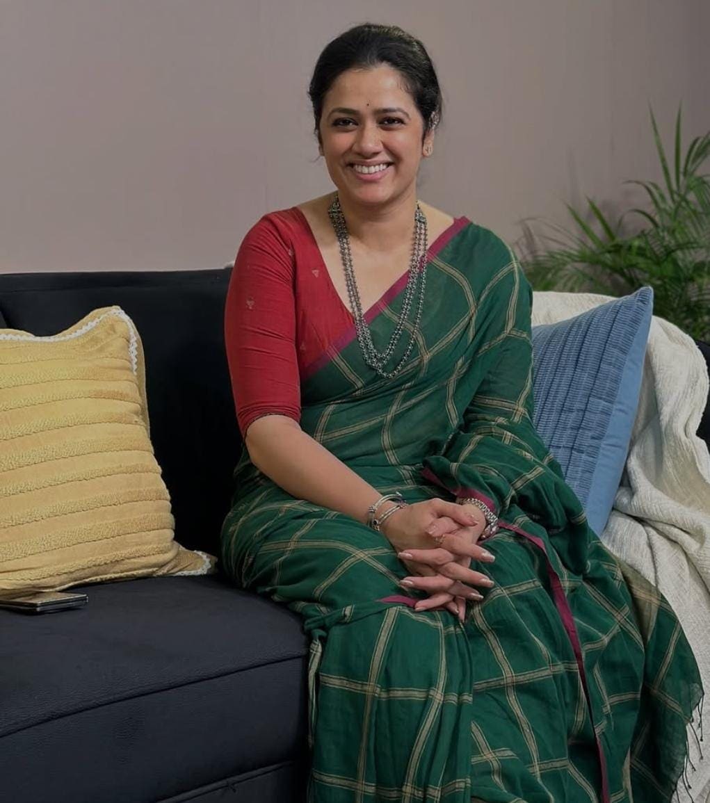 girija oak national crush family husband and son photos