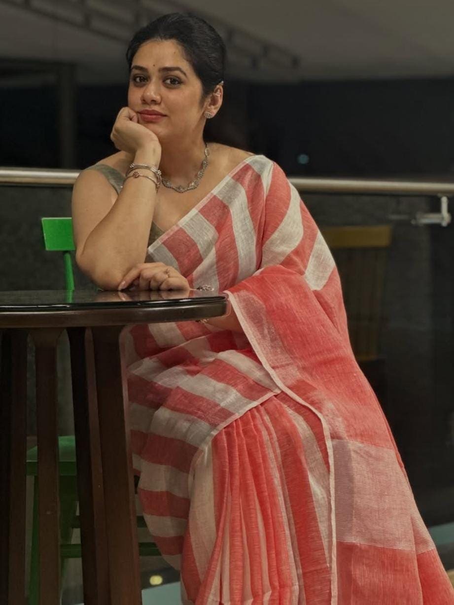 girija oak national crush family husband and son photos