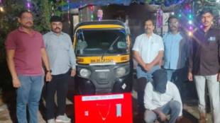 Police return gold jewellery left by Konkan woman in rickshaw in Dombivli