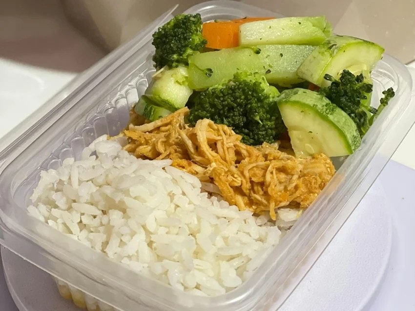 Guide to how long food stays fresh in the fridge