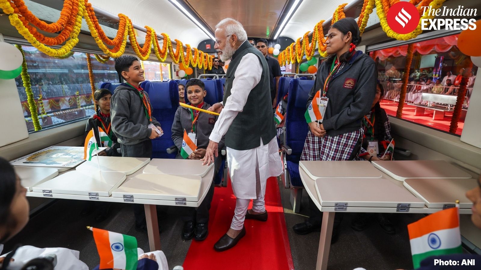PM modi interaction with the children
