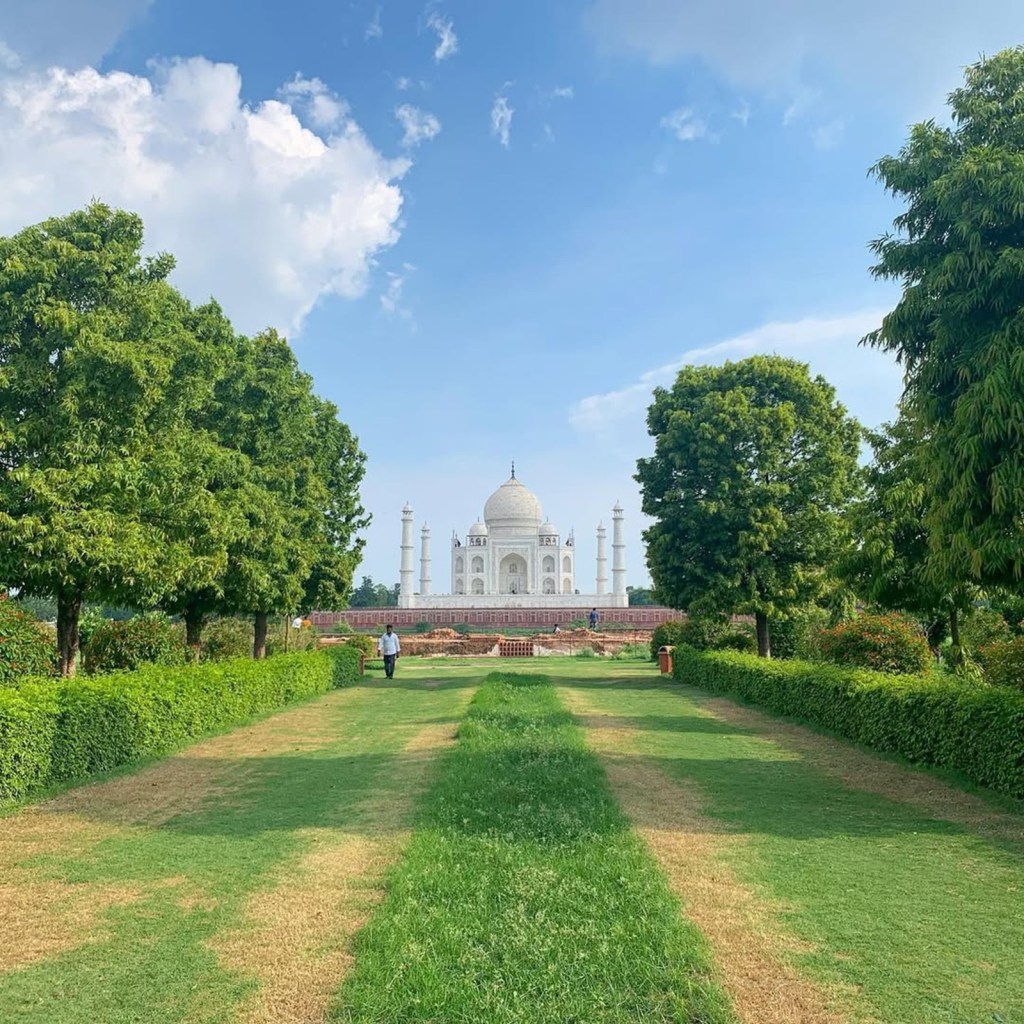 Agra Trip | Tajmahal Trip | Taj Mahal Tour Plan | Tajmahal Agra Tour | famous tourist places in agra | Tajmahal Photo