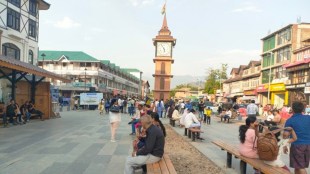 Indian societal stereotypes, Kashmir post-Delhi blasts, Kashmiri discrimination issues, Parsi migration history, Indian cultural diversity, regional biases in India, impact of stereotypes on unity, Kashmiri terrorism misconceptions, Indian historical migrations,