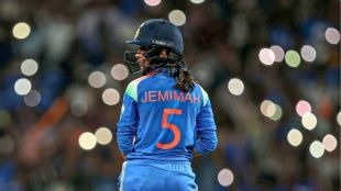 Image ALT: India Women vs South Africa Women World Cup 2025 live Match Updates in Marathi