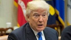 Donald Trump : डोनाल्ड ट्रम्प व्हाईट हाऊसबाहेरील गोळीबारानंतर आक्रमक! म्हणाले, &#8220;मी सर्व तिसऱ्या जगातील देशांमधून होणारे स्थलांतर&#8230;&#8221;