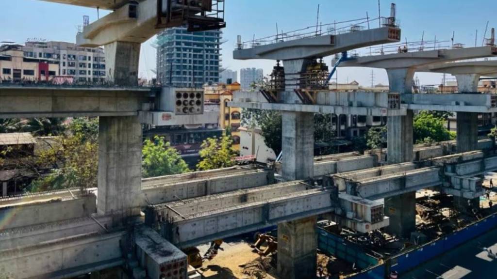 Employee dies after falling 65 feet during Metro 9 work in Mumbai Employee dies after falling 65 feet during Metro 9 work in Mumbai