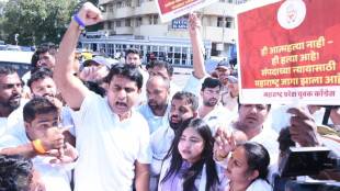 Youth Congress protests at three places in Mumbai over doctor suicide