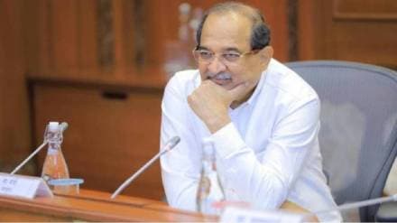 Radhakrishna Vikhe criticizes sharad pawar on ahilyanagar visit Radhakrishna Vikhe criticizes sharad pawar on ahilyanagar visit