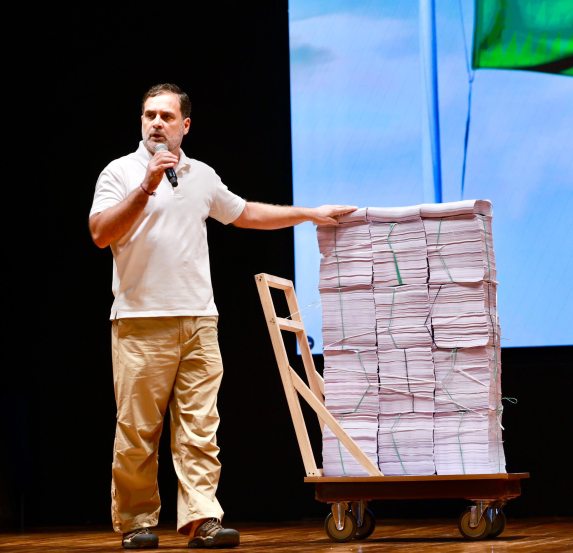 rahul gandhi on vote chori election commission