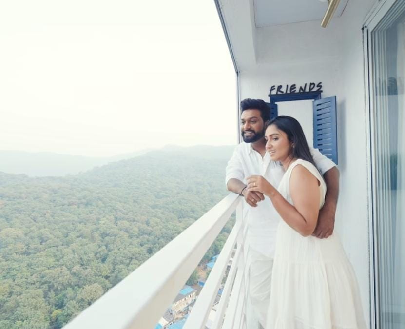 maharashtrachi hasyajatra fame actor rohit mane new home name plate