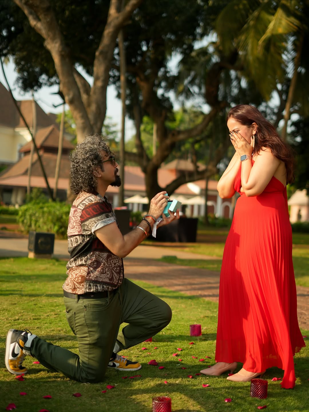 roopal tyagi engagement photos