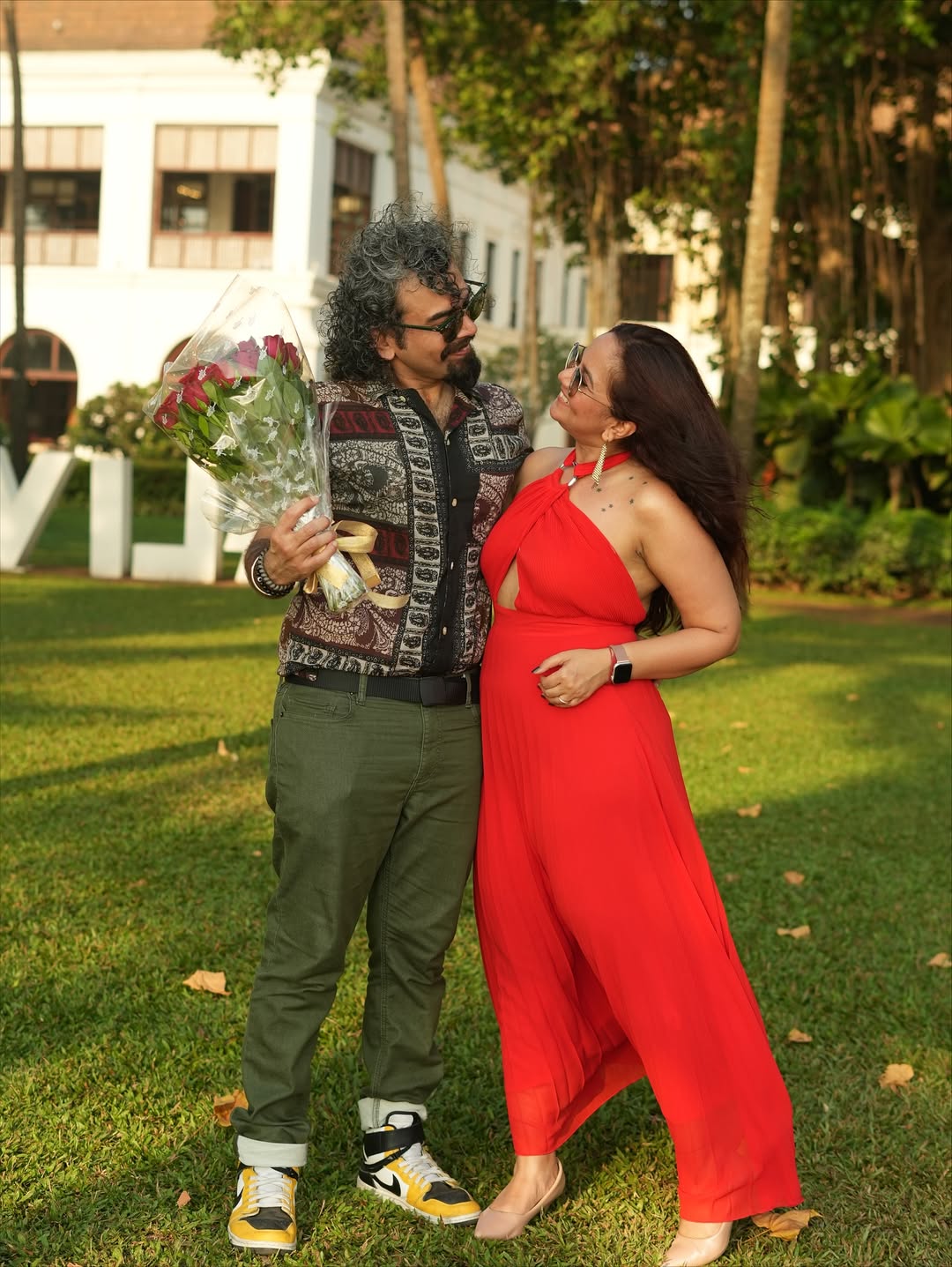 roopal tyagi engagement photos