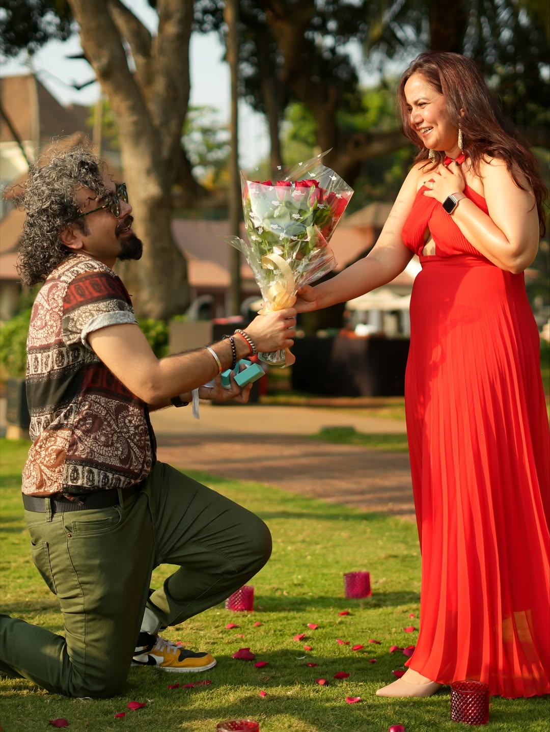 roopal tyagi engagement photos