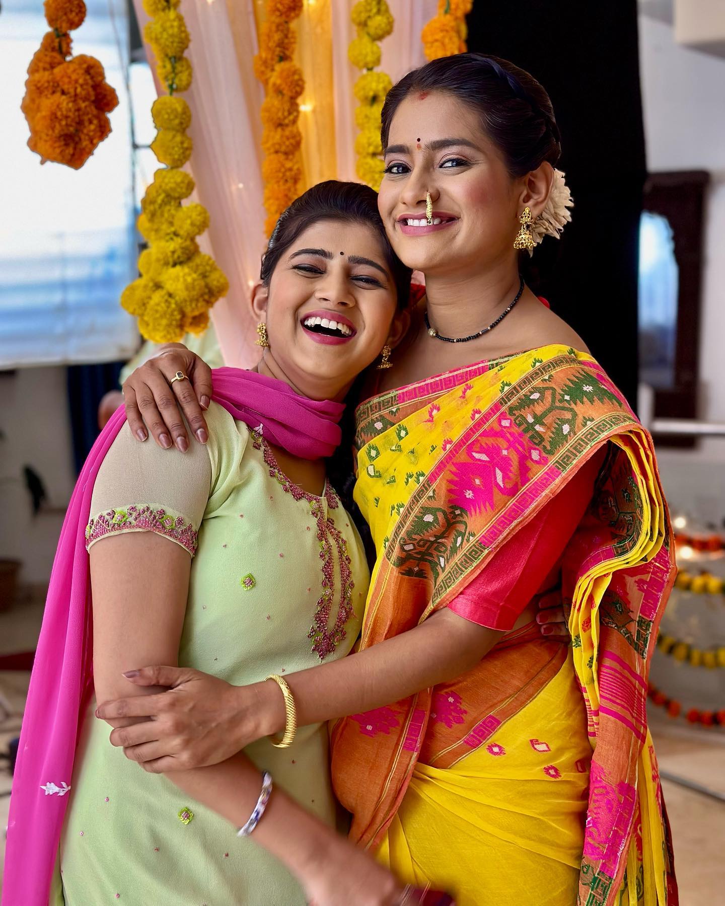 अभिनेत्री सारिका/निहारिका