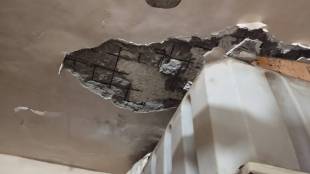 Roof of LIC building collapses in Dadar Mumbai print news