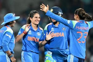 Image ALT: India Women vs South Africa Women World Cup 2025 live Match Updates in Marathi