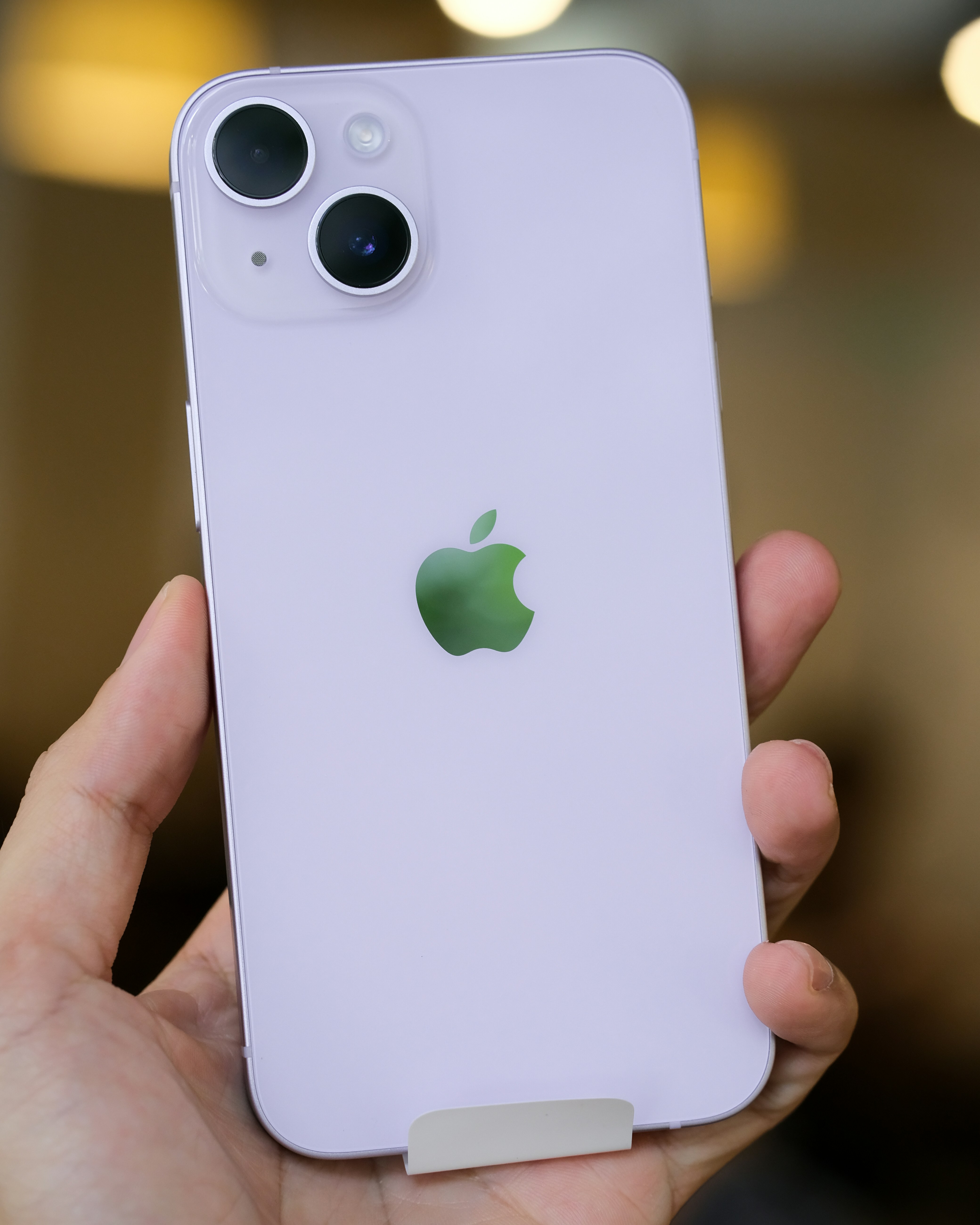 iPhone 14 available on Flipkart with huge discount, bank and exchange offers