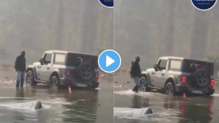 Off-roading thrill turns risky as Thar sinks into the lake!
