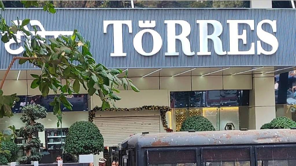 Torres scam Non bailable warrants issued against four people including three foreign accused Mumbai print news Torres scam Non bailable warrants issued against four people including three foreign accused Mumbai print news