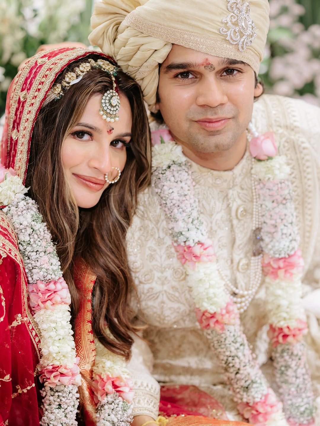 vedant birla tejal kulkarni wedding photos