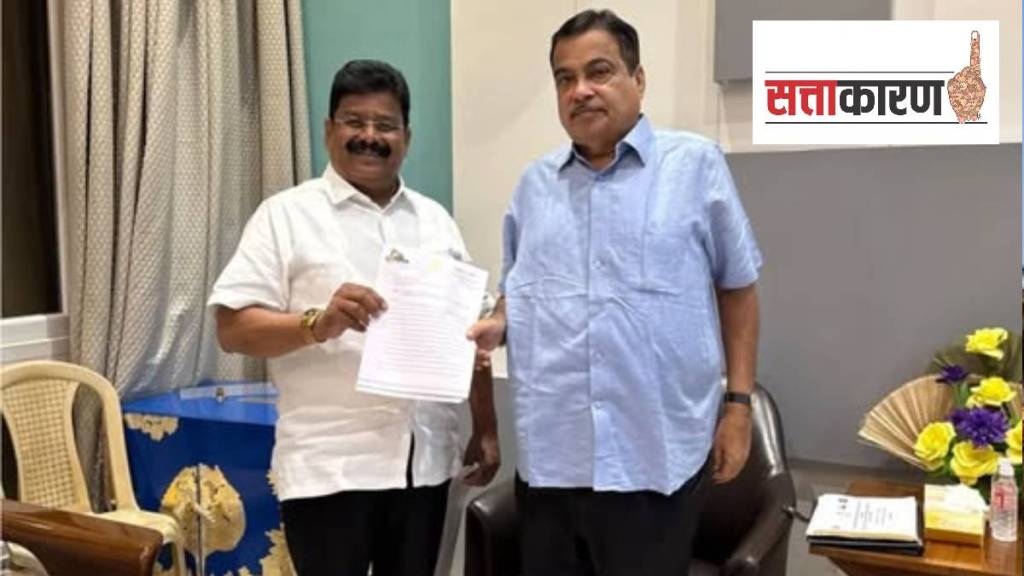 Nagpur BJP MP Nitin Gadkari Congress MLA Vikas Thackeray Nag river pollution Mahametro corruption