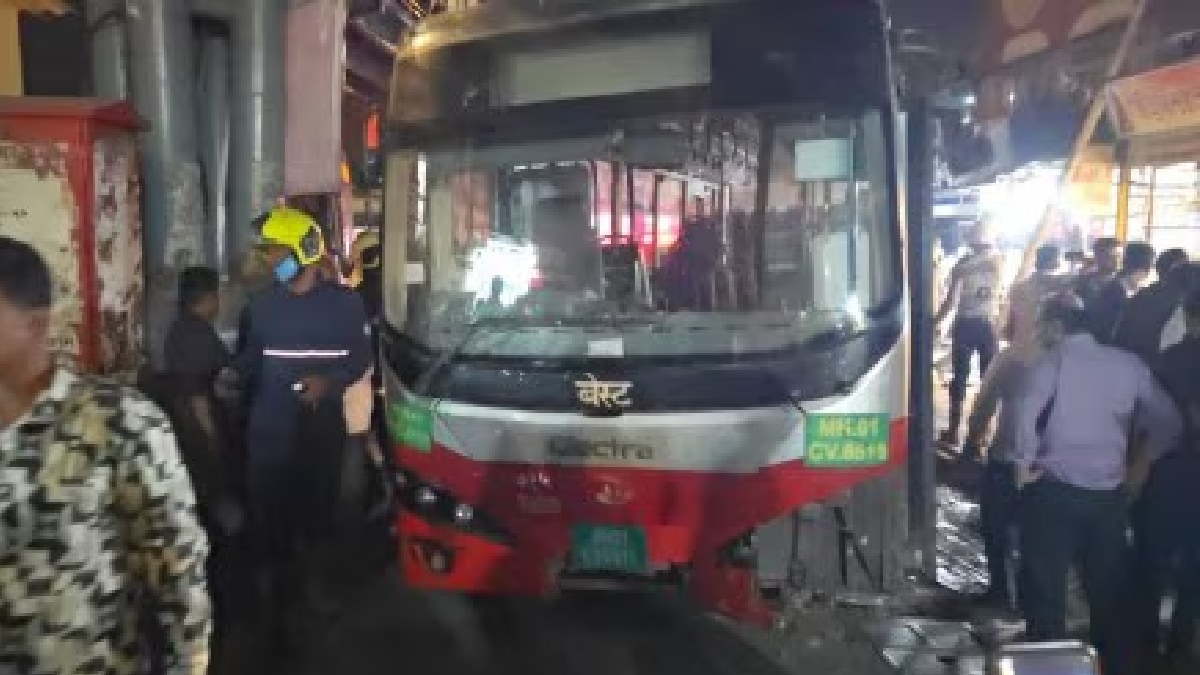 bhandup best bus accident driver santosh sawant court bail plea claims crowd caused Mumbai