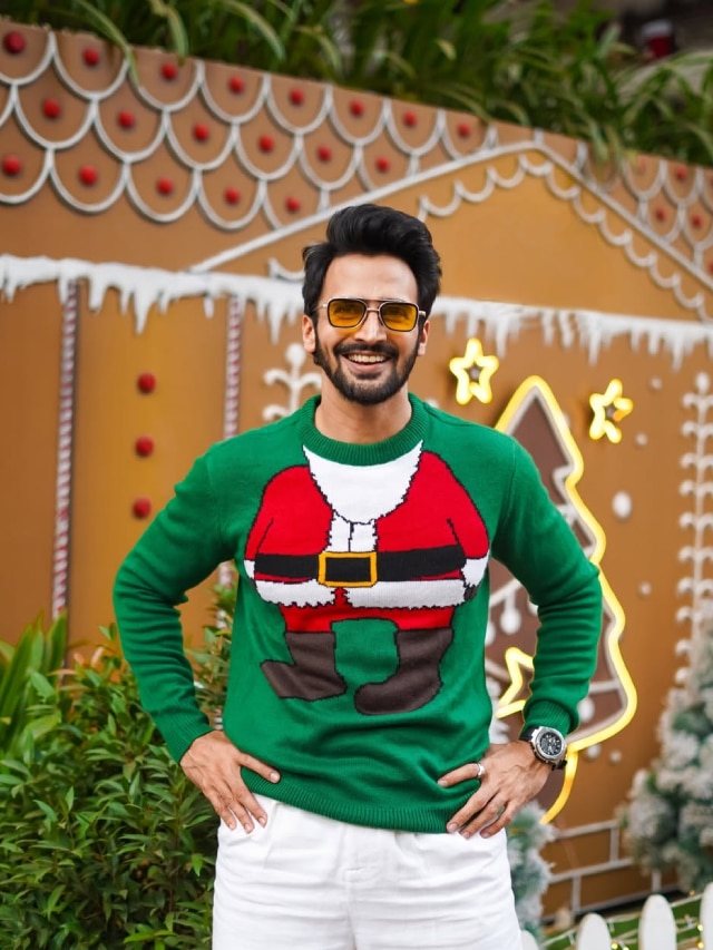 Bhushan Pradhan Merry Christmas 2025 Look
