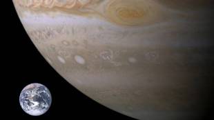 The largest planet in the solar system will come close to Earth on January 10