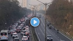 Mumbai Bangalore Highway Traffic Video : मुंबई-बेंगळुरू मार्गावर वाहनांच्या रांगा… परतीच्या प्रवाशांचा मनस्ताप