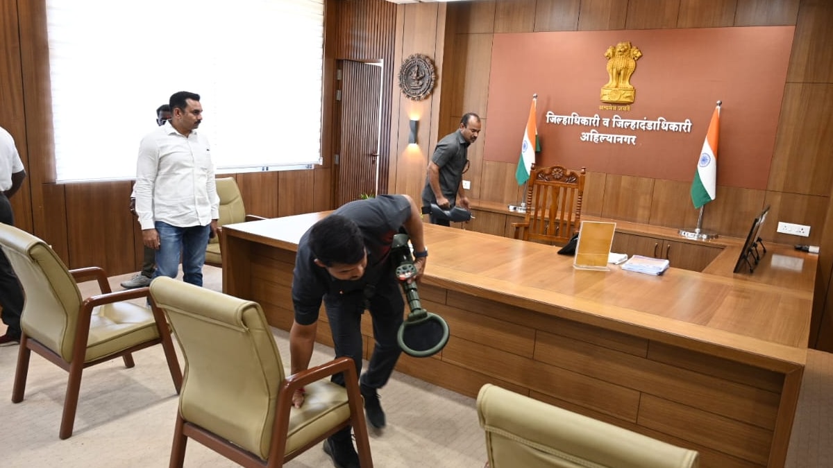 Ahilyanagar Collector Office Dr Pankaj Ashiya ISI Madras Tiger Bomb Threat Email RDX Search Police