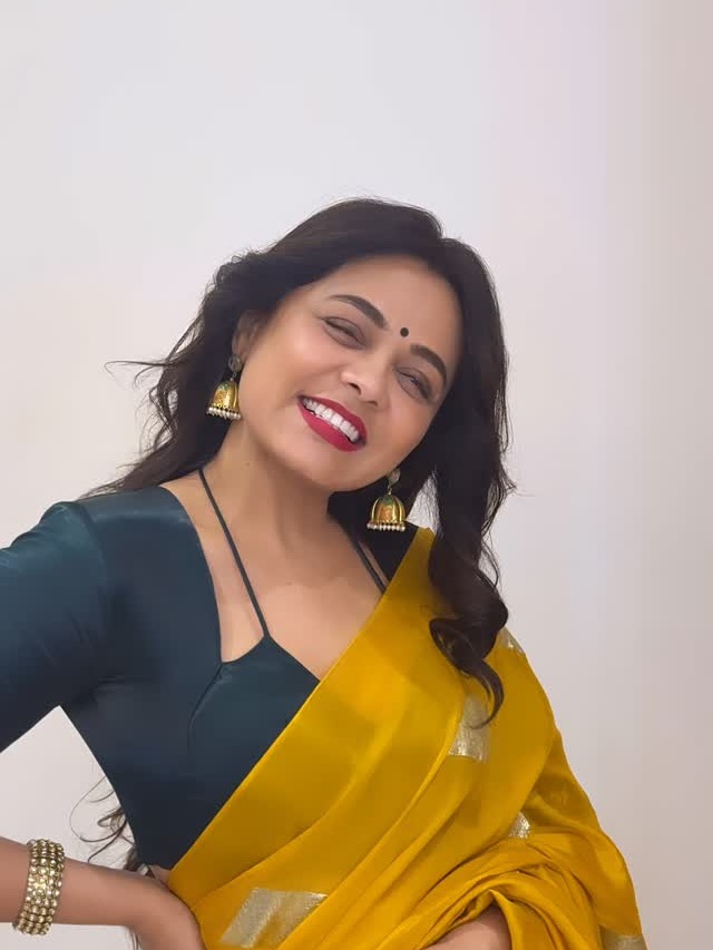 Prarthana Behere Aga Aga Sunbai Kay Mhantay Sasubai Movie