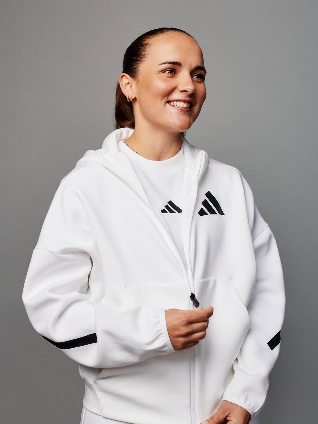 TOP 10 Most Beautiful Women Cricketers in the world