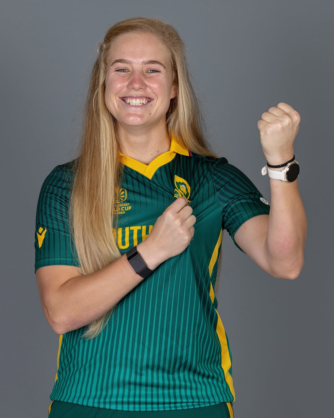 TOP 10 Most Beautiful Women Cricketers in the world