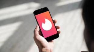 A survey conducted by the dating app Tinder has revealed that communication between young people is clearer