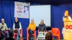 सत्ताधारी गोंधळात, विरोधक दिशाहीन; युत्या-आघाड्यांचा घोळ कशामुळे ?