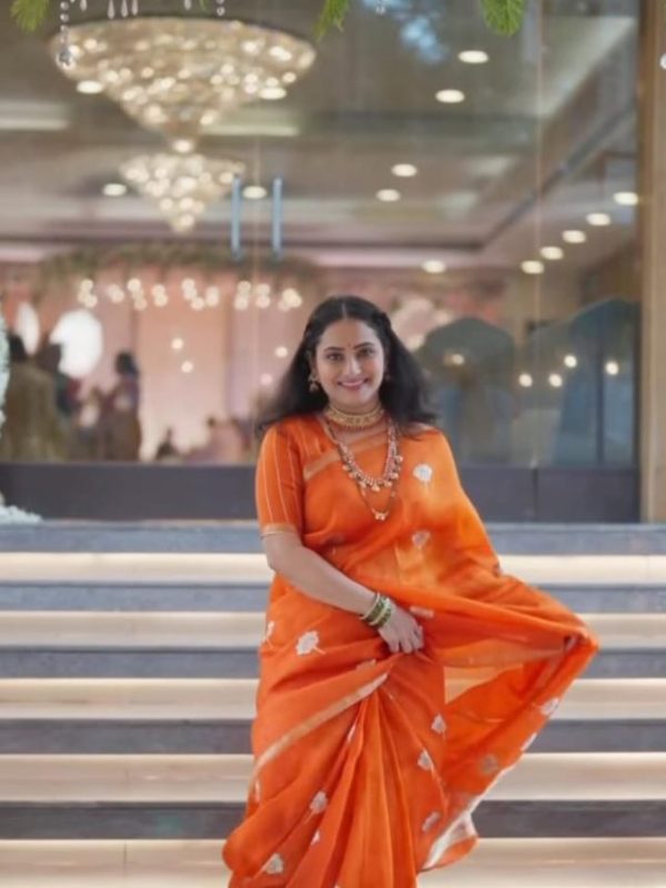 Pallavi Vaidya Dhurandhar movie song viral reel