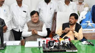 Praveen Darekar Ramdas Athawale meeting