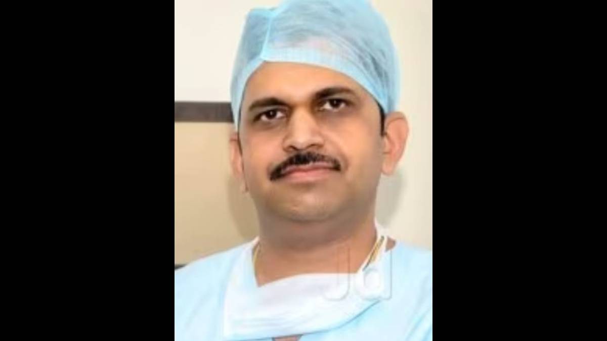 Senior brain surgery expert Dr. Chandrashekhar Pakhmode passes away