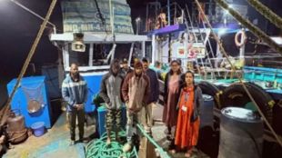 ratnagiri-illegal-led-fishing-boat-action