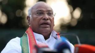 Mallikarjun Kharge accuses Narendra Modi of defaming Nehru