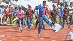 मेसीच्या कार्यक्रमात गोंधळ; फुटबॉलपटूचे दर्शन न मिळाल्याने निराशा, खुर्च्यांची मोडतोड