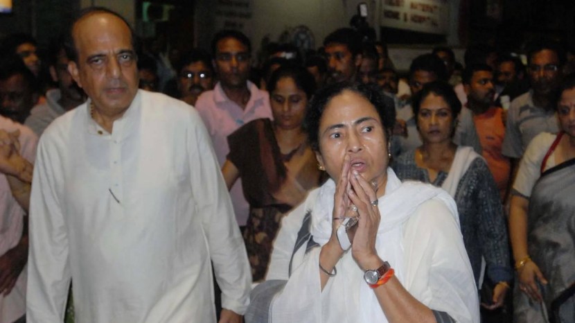 mamata banerjee and dinesh trivedi