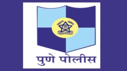 नगर रस्त्यावर थरार! एका झुडुपामागे लपलेल्या ‘त्या’ने पोलिसांना पाहिले, गोळी झाडली आणि…